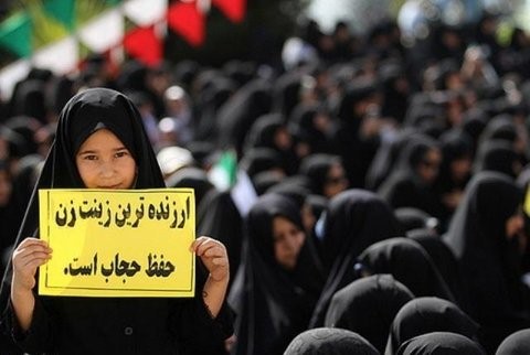بیداد ترک فعل در موضوع “حجاب”/ نقض قانون الهی نباید با بیعملی ضابطان و دستگاه قضاء، به رویه عادی و عمومی در آید